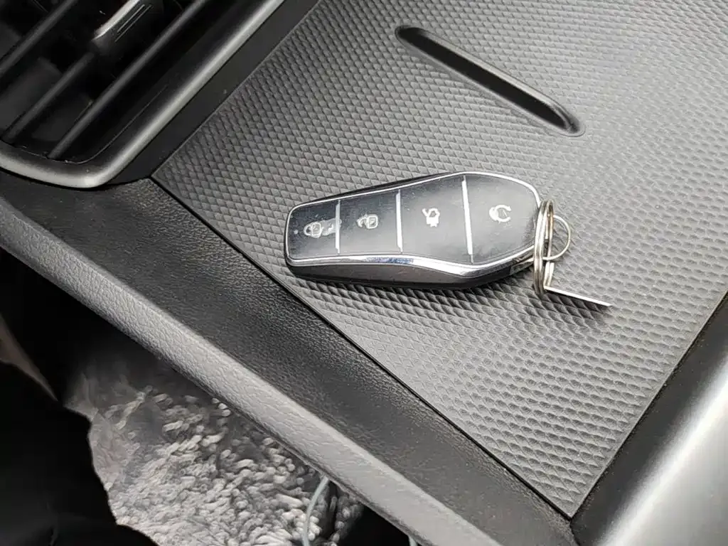 BYD Seal 05 DM-i — фото 3