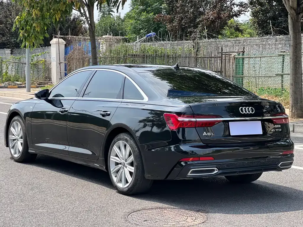 Audi A6L — фото 4