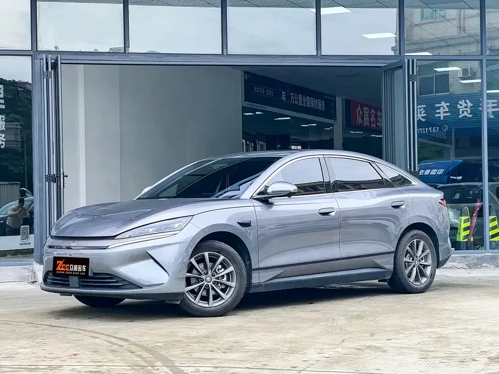 BYD Qin L — фото 1