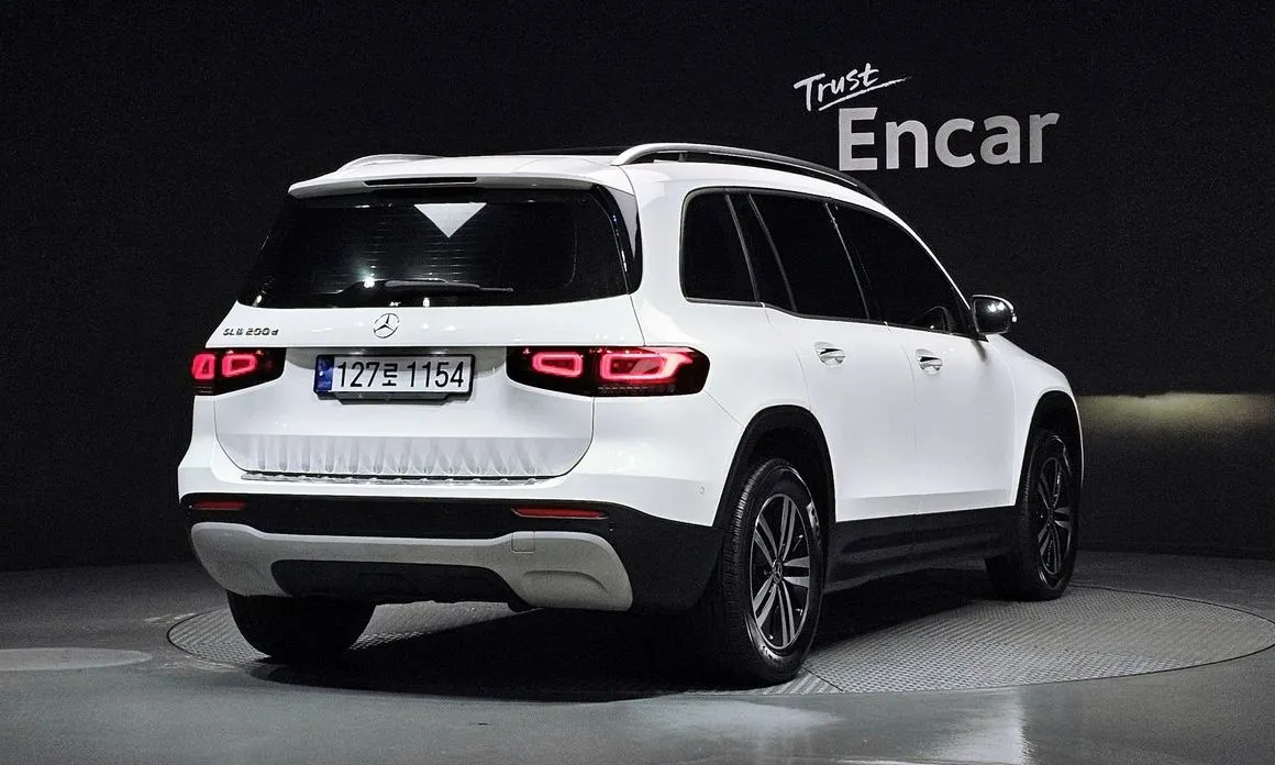 Mercedes-Benz GLB-Class — фото 2