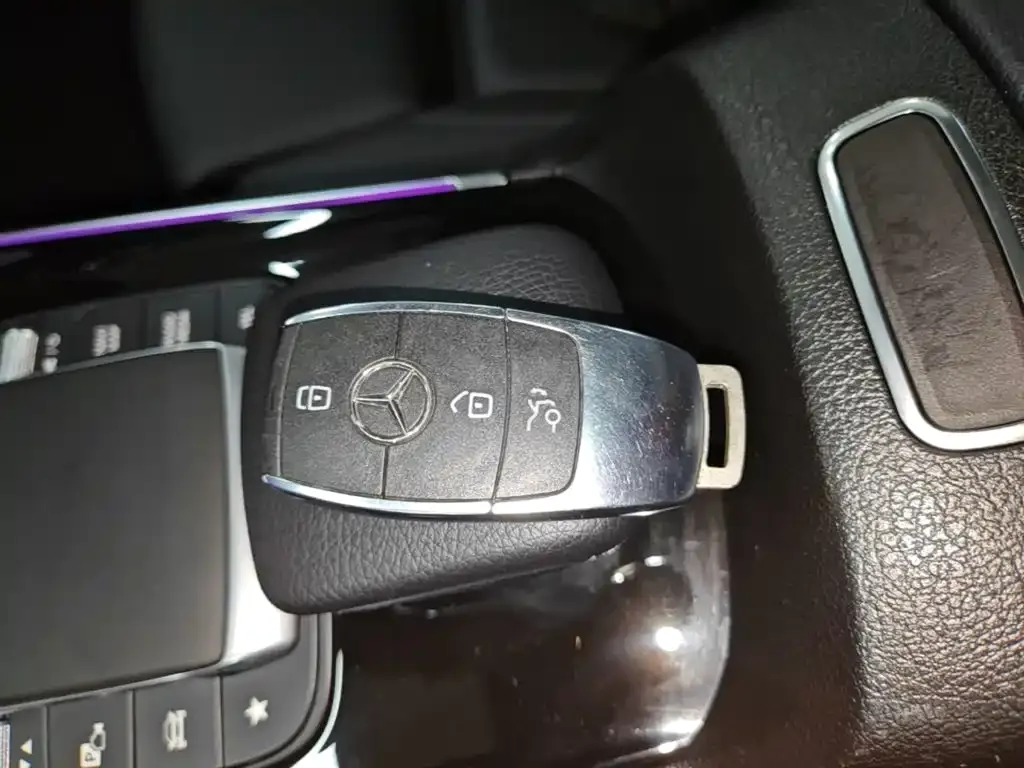 Mercedes-Benz GLA — фото 10