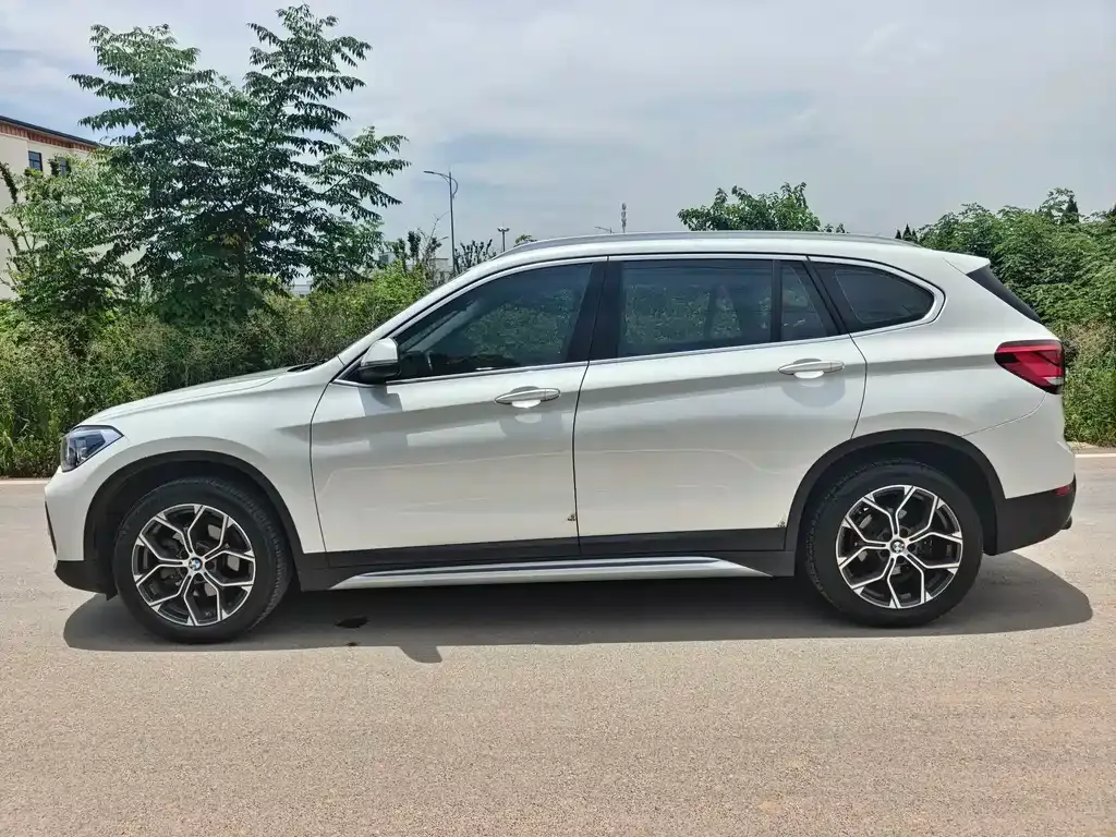 BMW X1 — фото 4