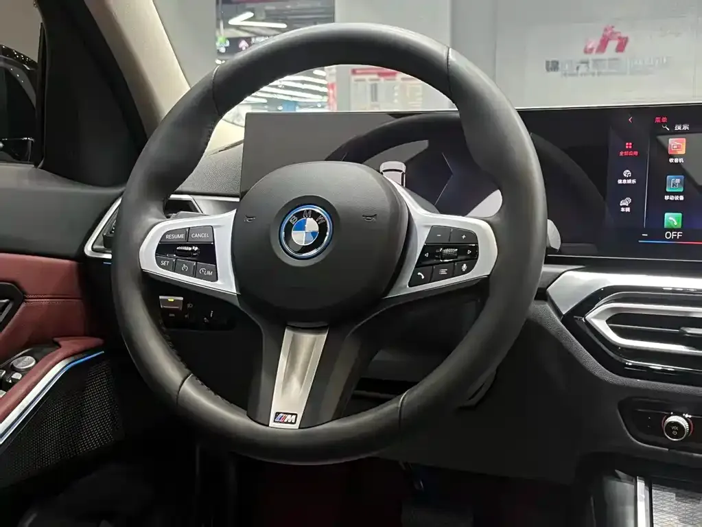 BMW i3 — фото 7