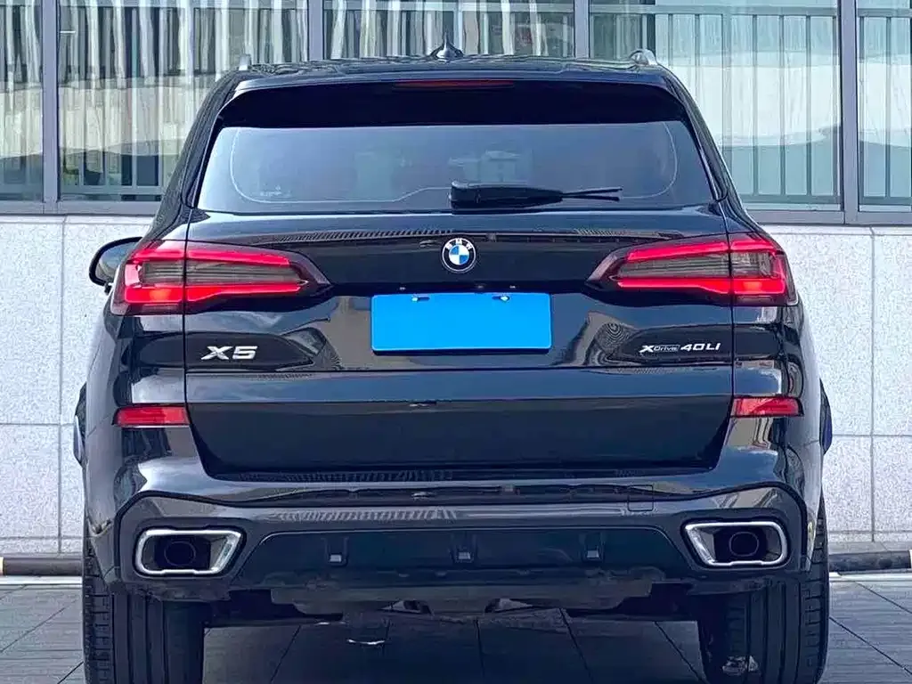 BMW X5 — фото 2