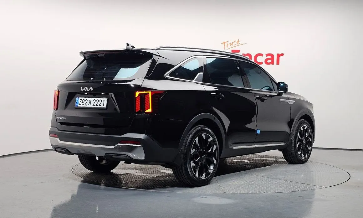 Kia Sorento — фото 4