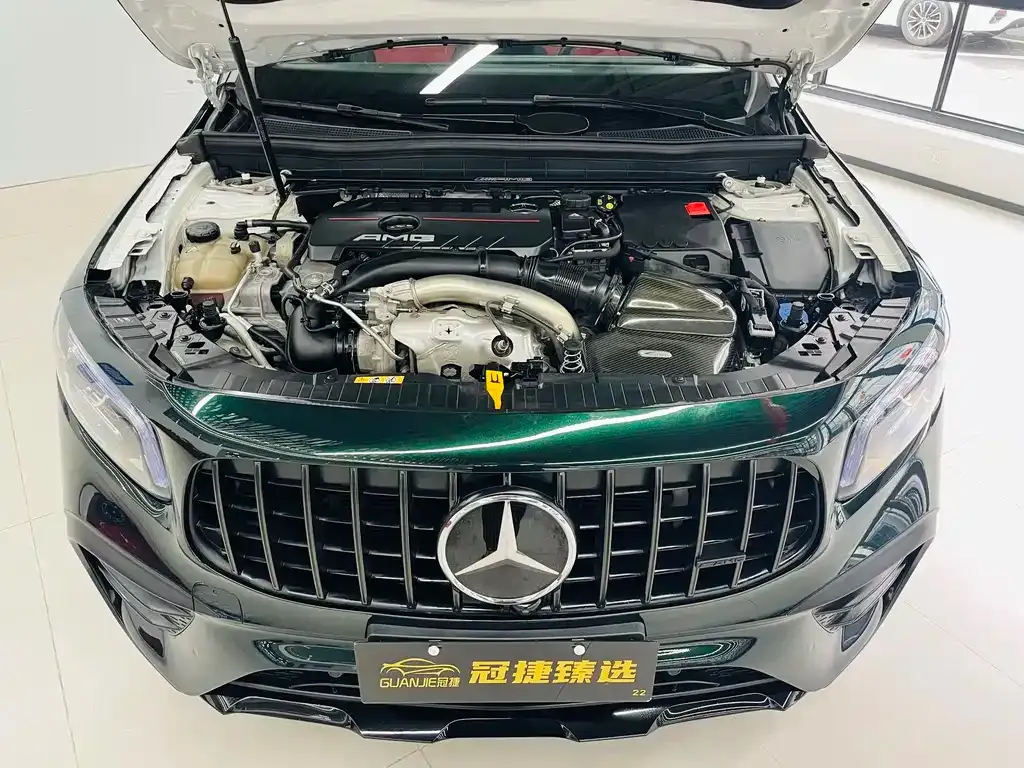 Mercedes-Benz GLB AMG — фото 7