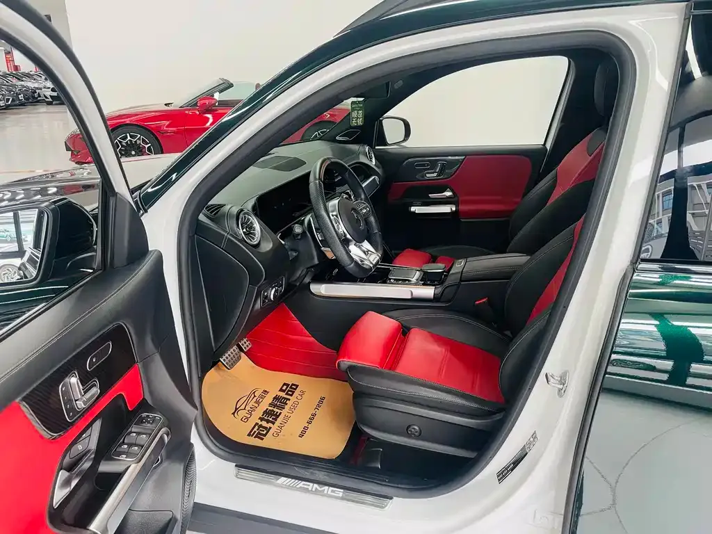 Mercedes-Benz GLB AMG — фото 6