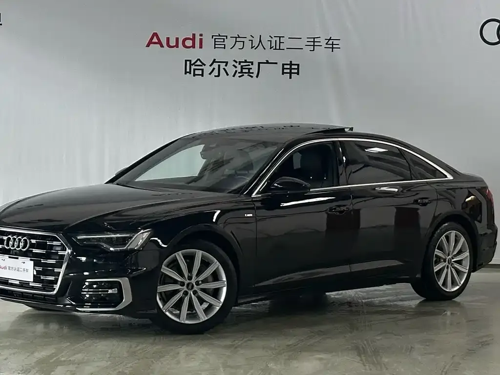 Audi A6L — фото 1