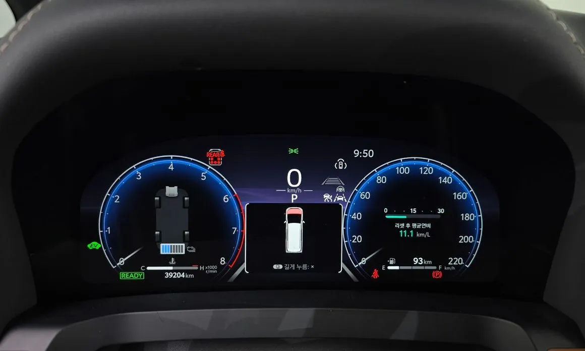 Toyota Alphard — фото 4