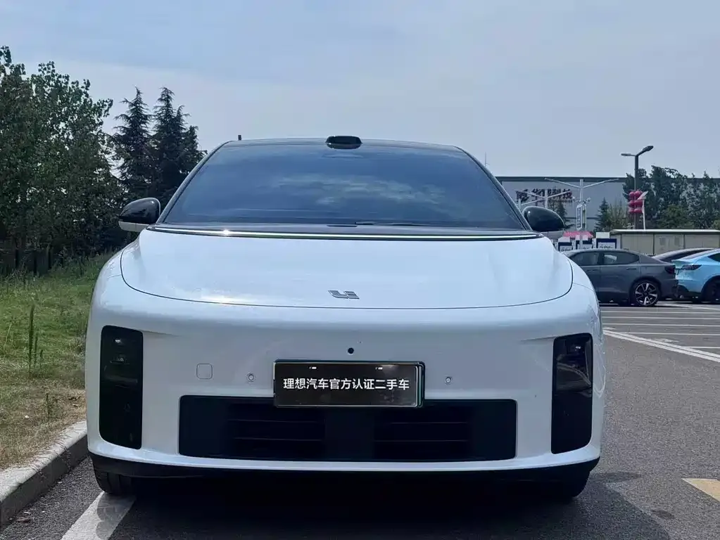 Li Auto Li i6 — фото 4