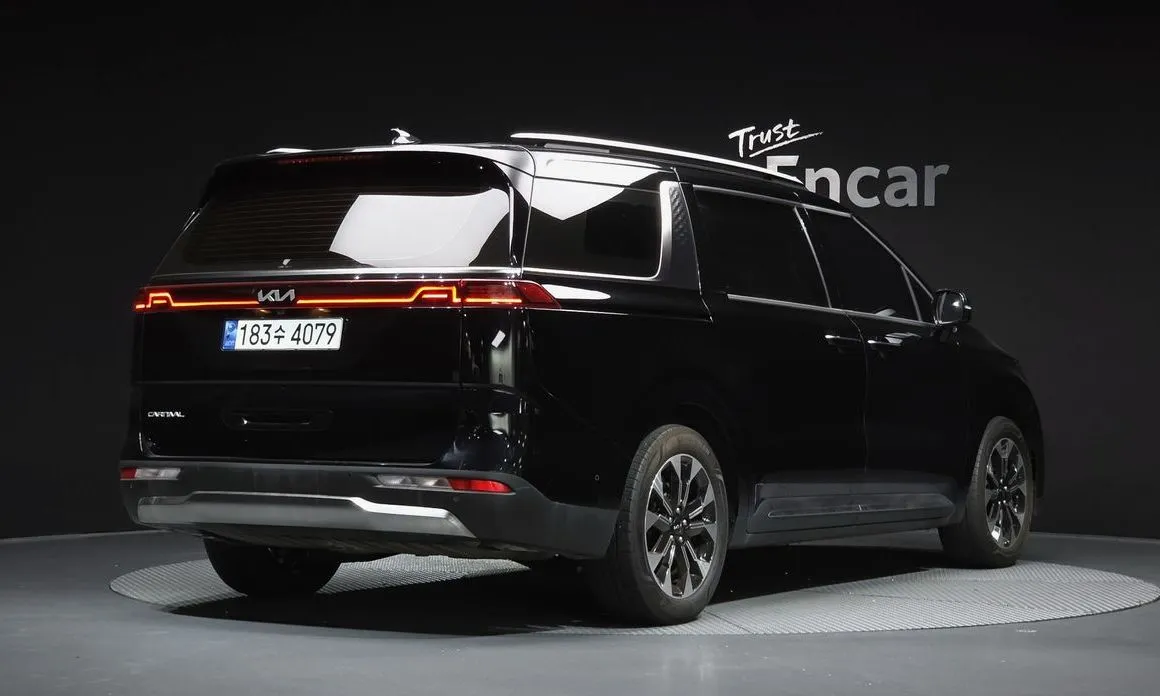 Kia Carnival — фото 4