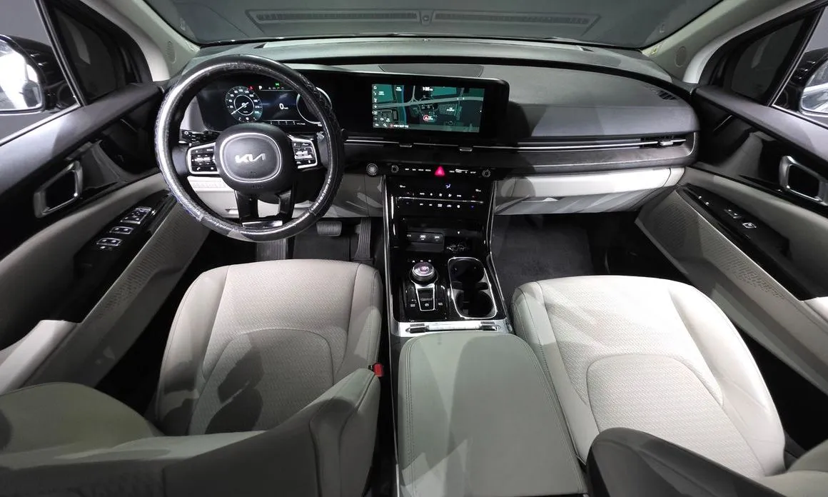 Kia Carnival — фото 3