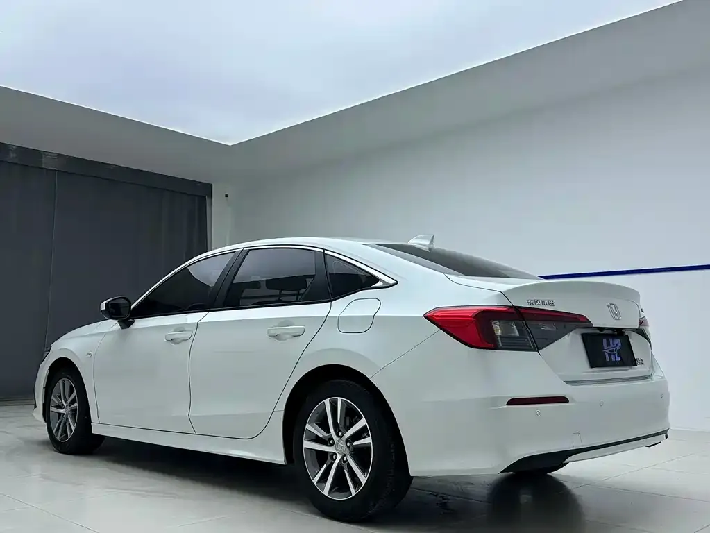 Honda Civic — фото 4