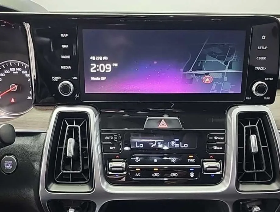 Kia Sorento — фото 5