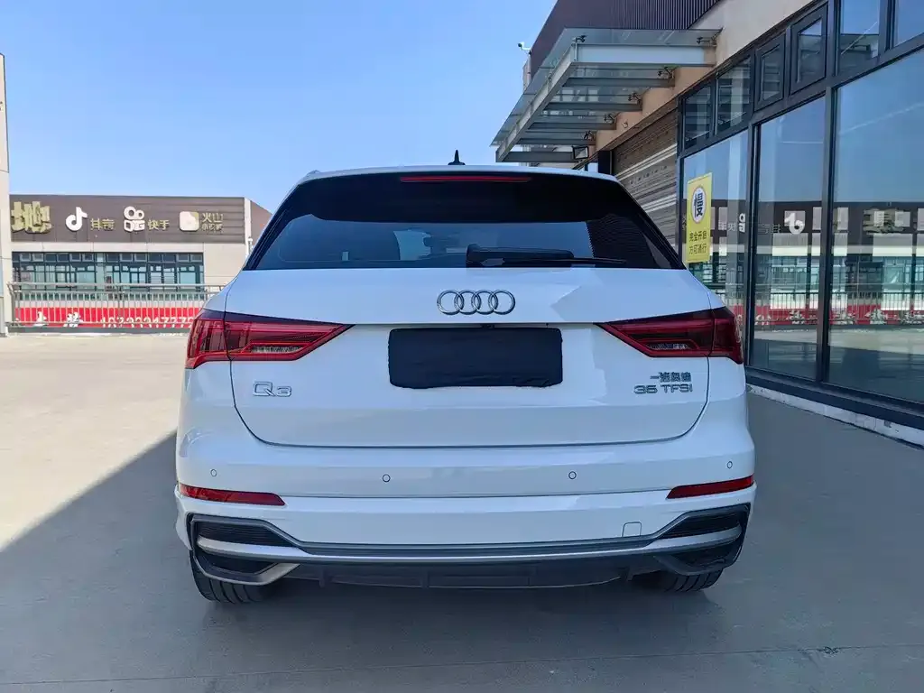 Audi Q3 — фото 3