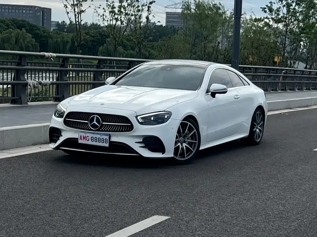 Mercedes-Benz E-Class (Import) — фото 1