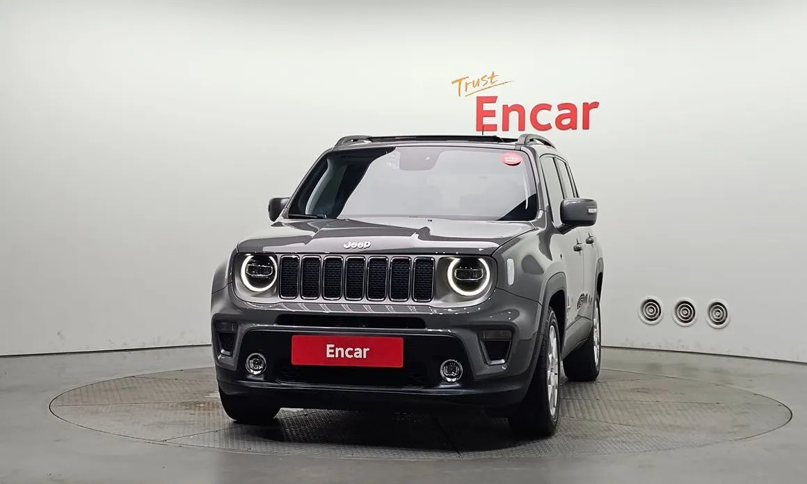 Jeep Renegade — фото 2