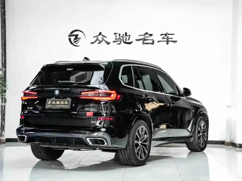 BMW X5 (Import) — фото 2