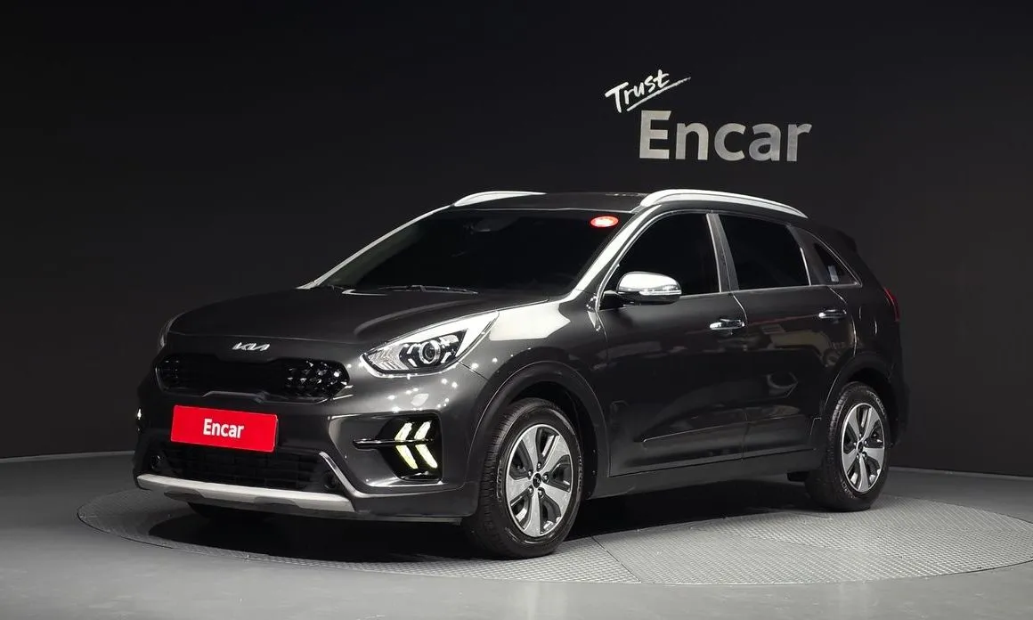Kia Niro — фото 1