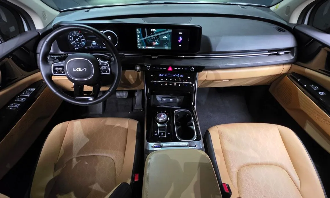 Kia Carnival — фото 2