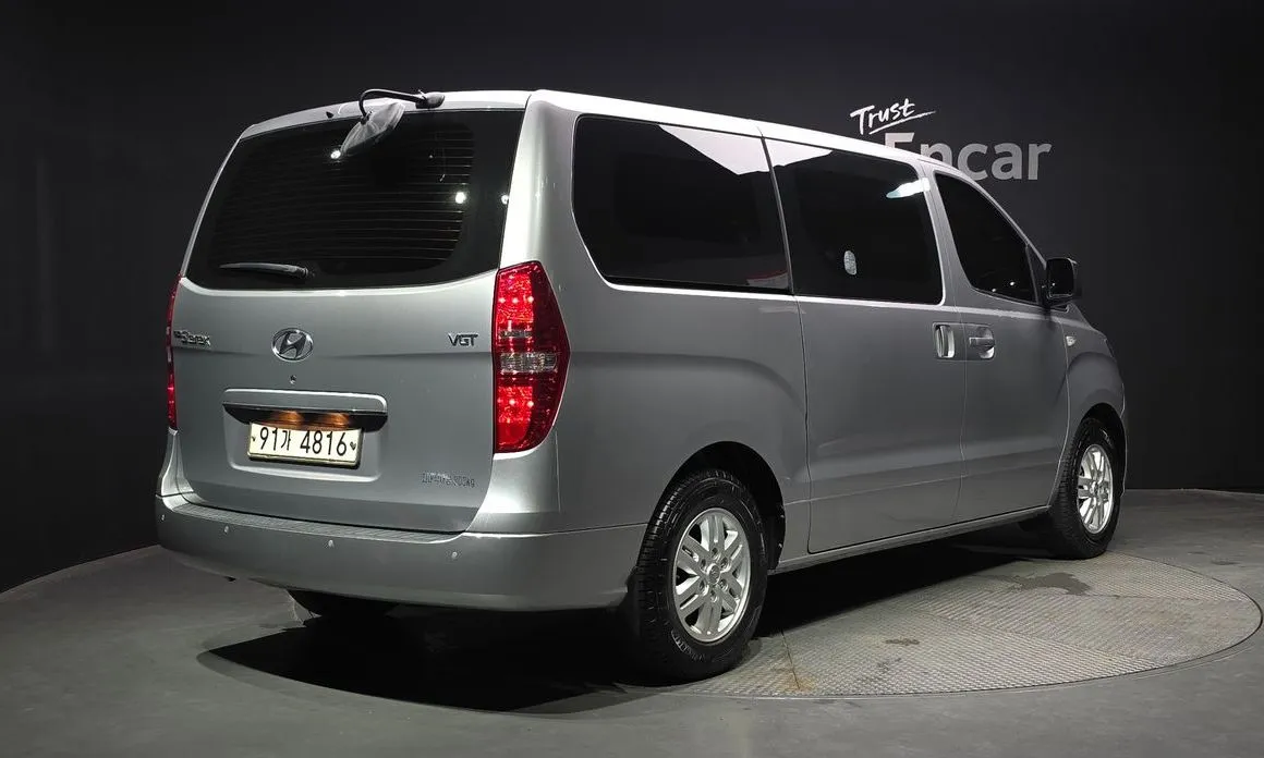Hyundai Starex — фото 9