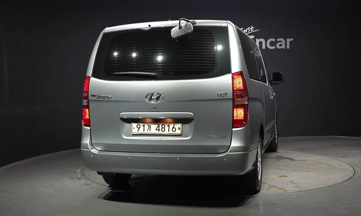 Hyundai Starex — фото 7