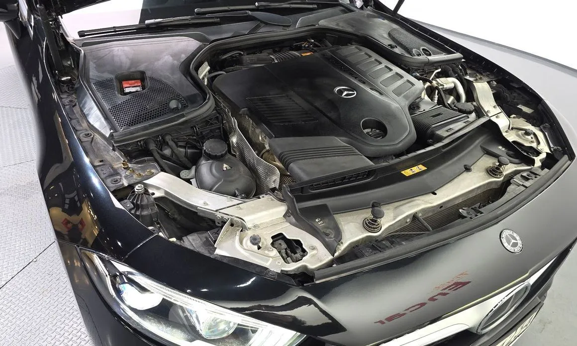 Mercedes-Benz CLS-Class — фото 10