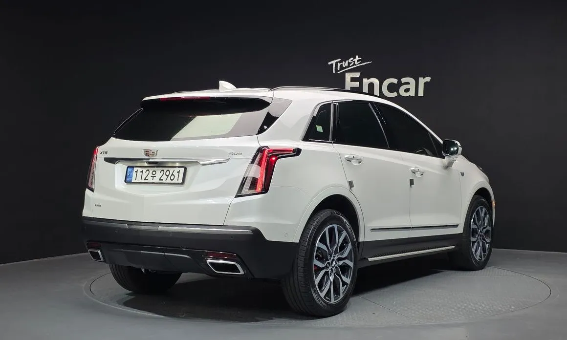 Cadillac XT5 — фото 5