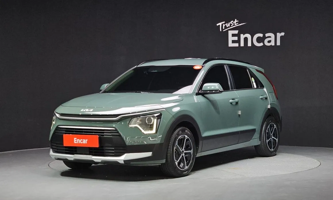 Kia Niro — фото 1