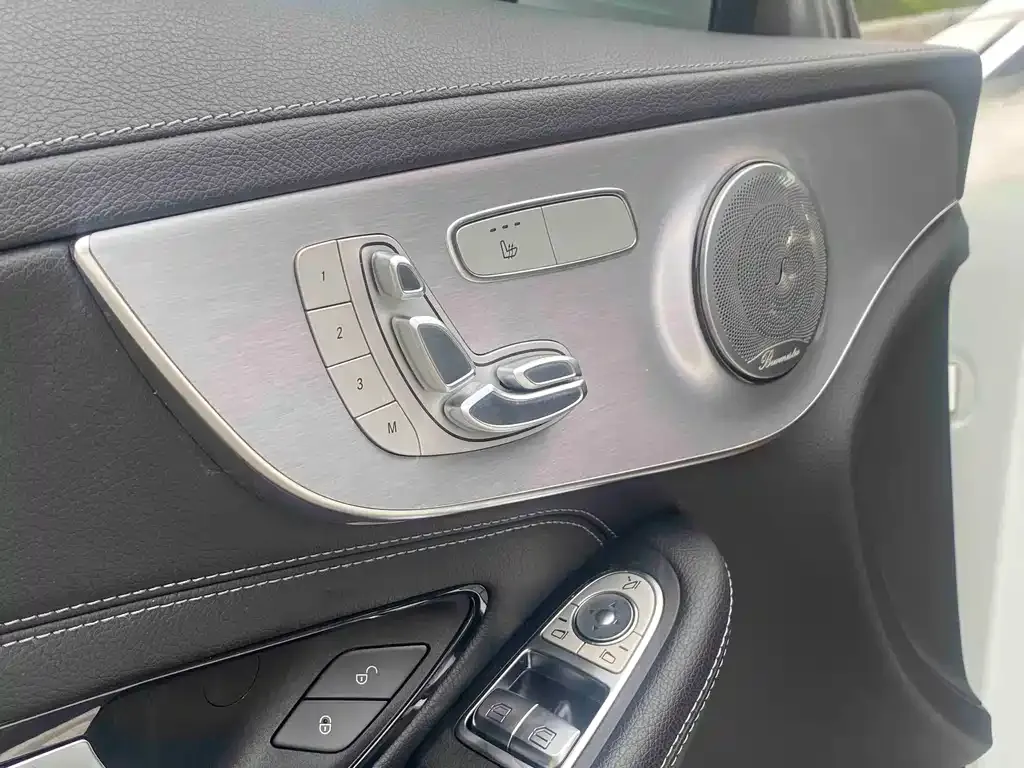 Mercedes-Benz C-Class (Import) — фото 3