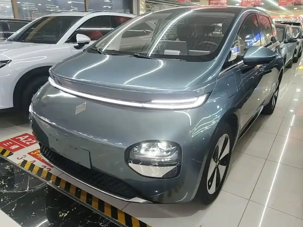 Baojun Yunduo — фото 1