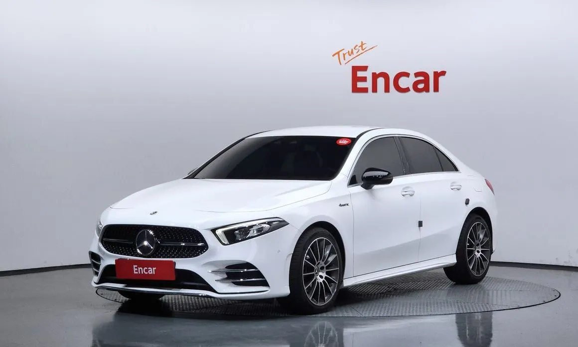 Mercedes-Benz A-Class — фото 1