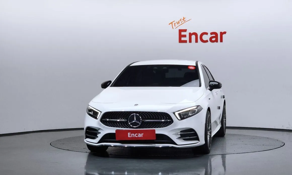 Mercedes-Benz A-Class — фото 8