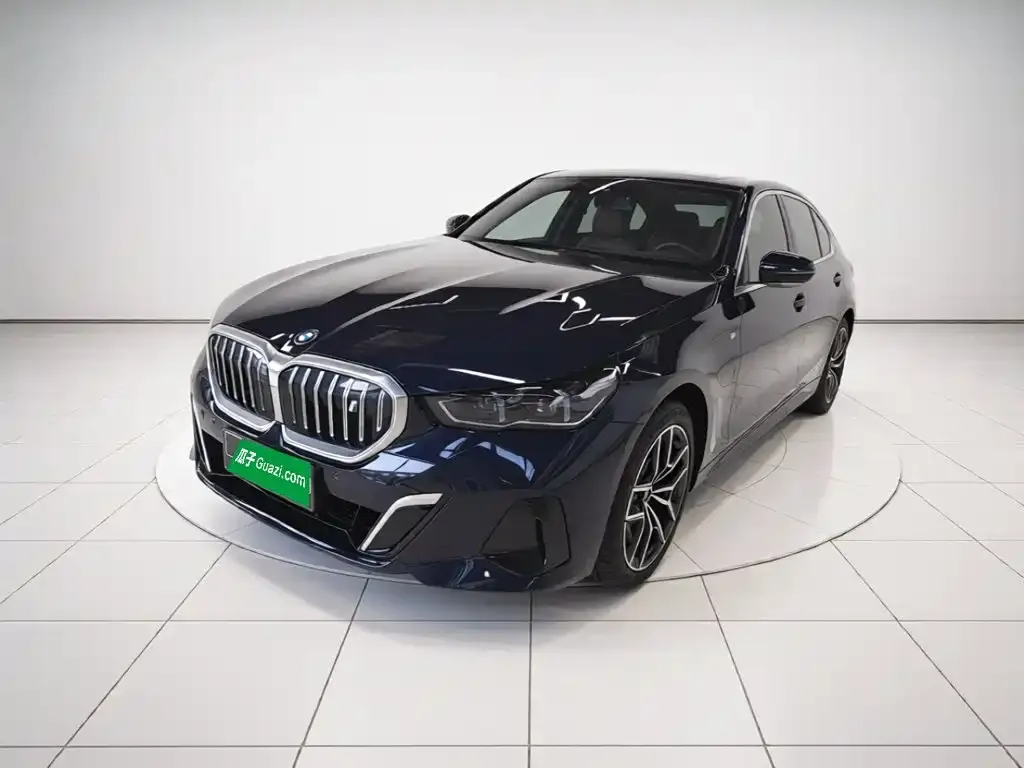 BMW i5 — фото 3