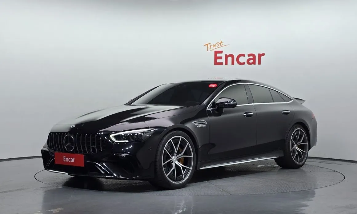 Mercedes-Benz AMG GT — фото 1