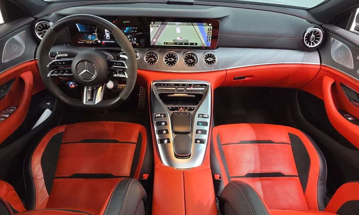 Mercedes-Benz AMG GT — фото 8