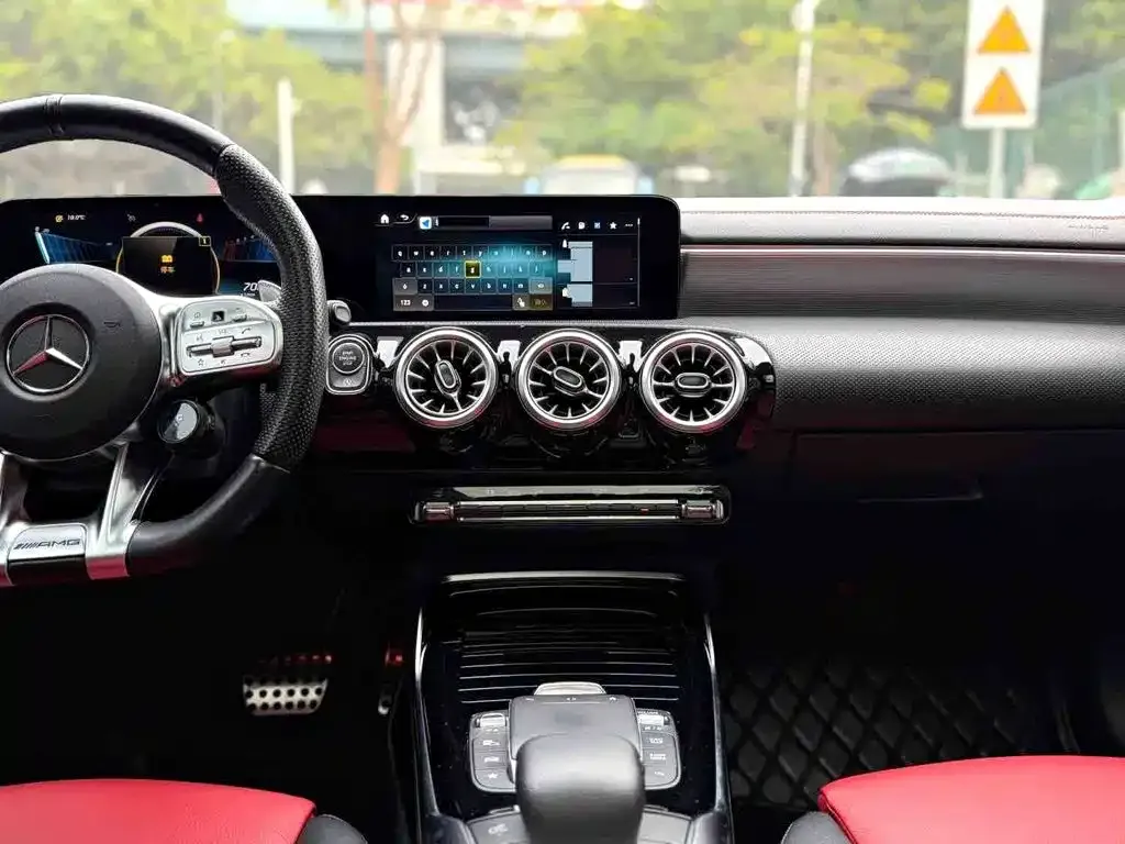 Mercedes-Benz A-Class AMG — фото 6