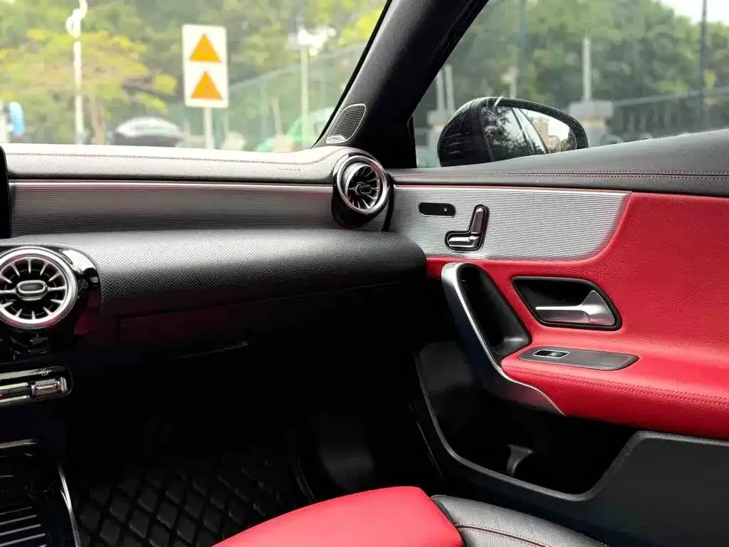 Mercedes-Benz A-Class AMG — фото 8