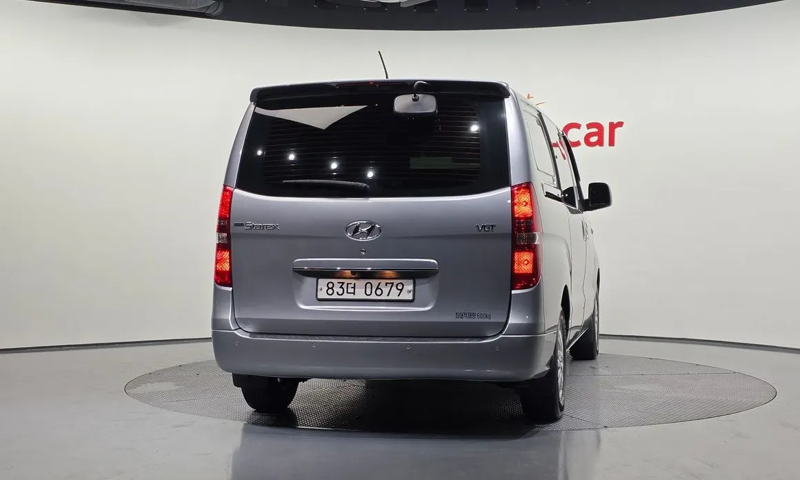 Hyundai Starex — фото 2