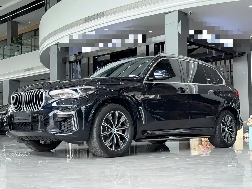 BMW X5 — фото 1