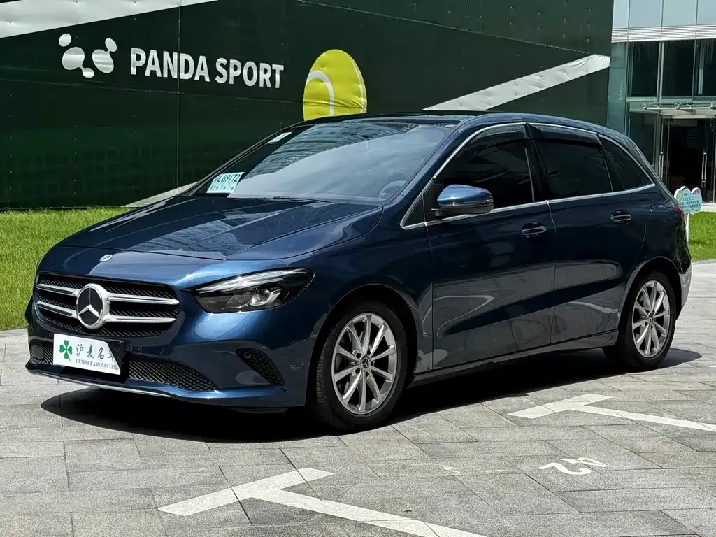 Mercedes-Benz B-Class — фото 1