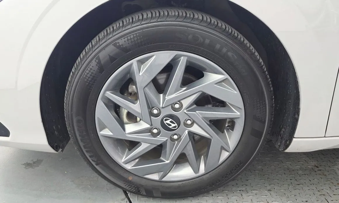 Hyundai AVANTE — фото 10
