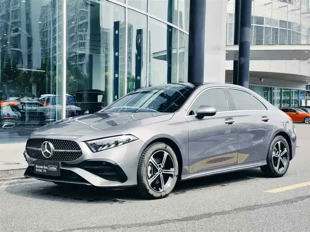 Mercedes-Benz A-Class — фото 1