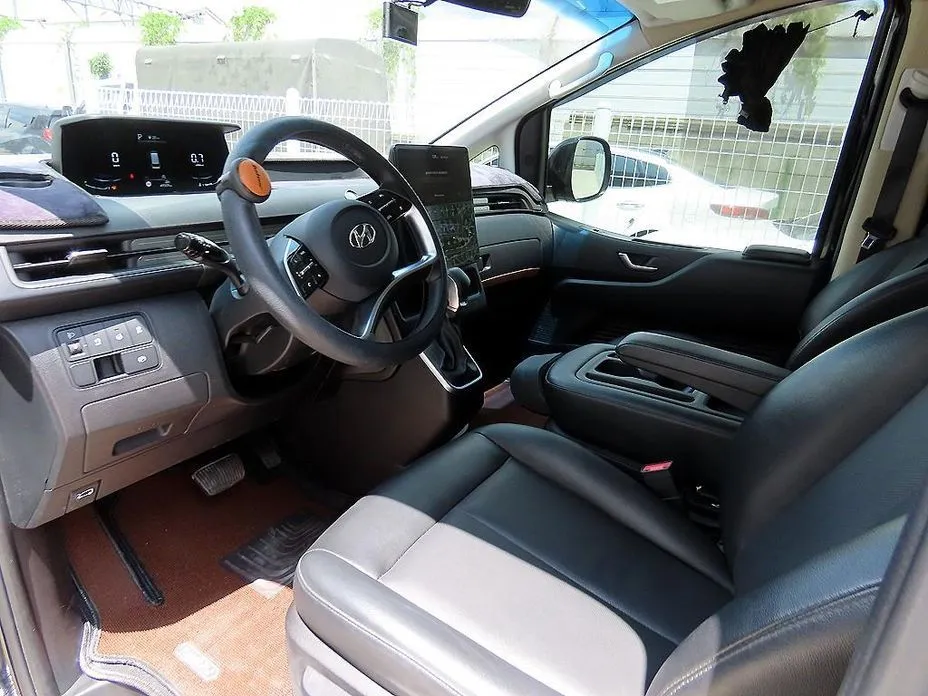 Hyundai Staria — фото 3