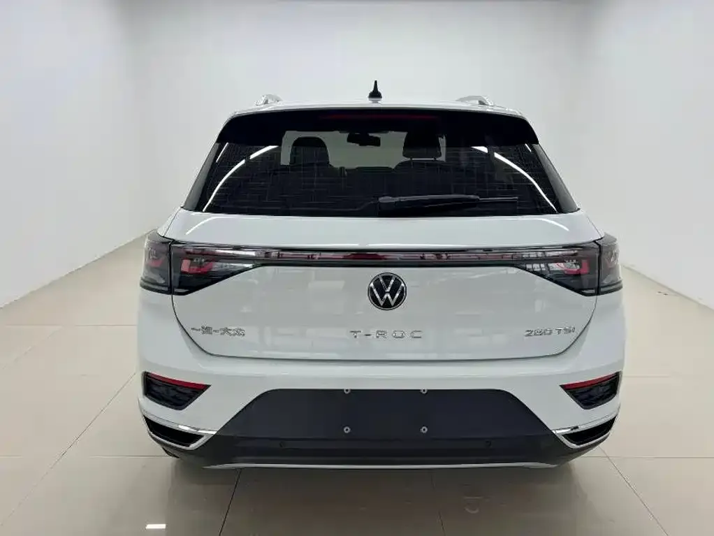 Volkswagen T-Roc — фото 3