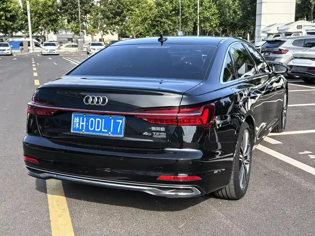 Audi A6L — фото 8