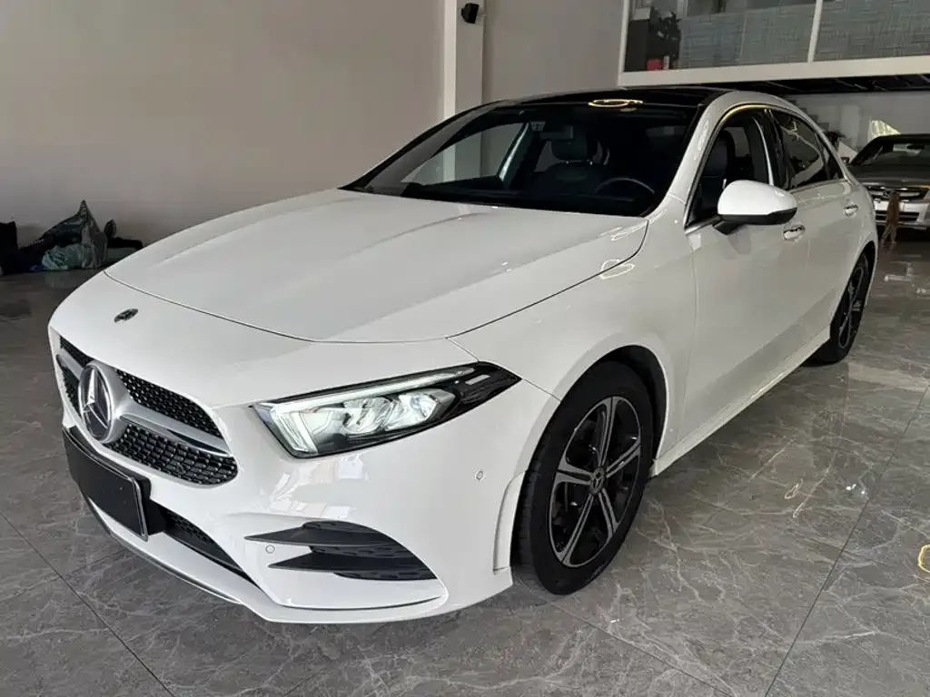 Mercedes-Benz A-Class — фото 1