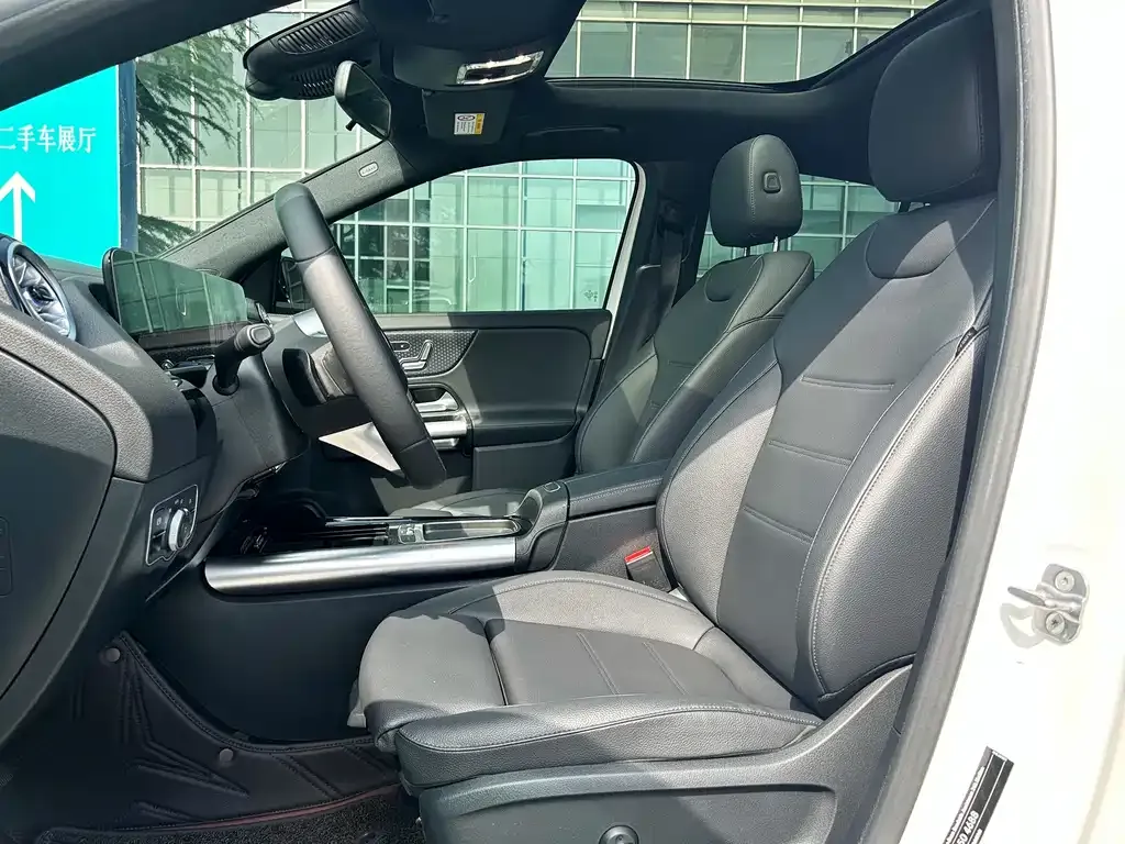 Mercedes-Benz GLA — фото 5