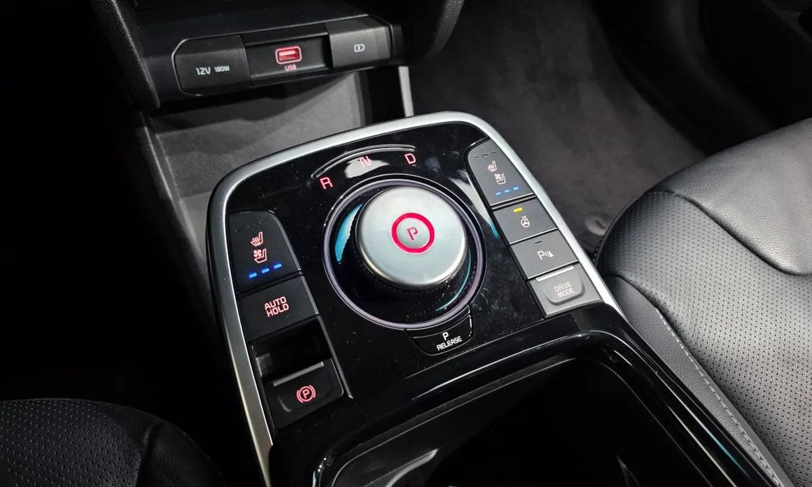 Kia Niro — фото 4