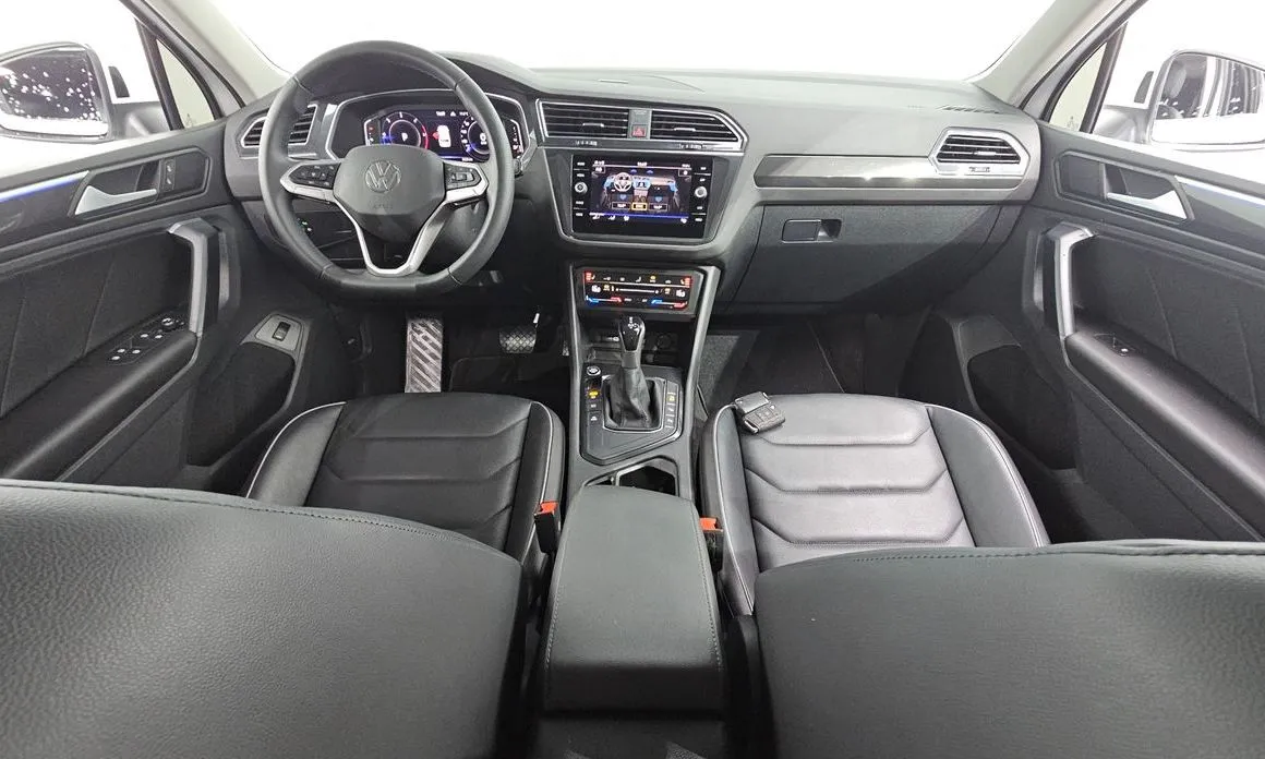 Volkswagen Tiguan — фото 4